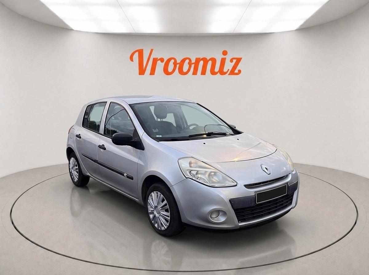 RENAULT Clio