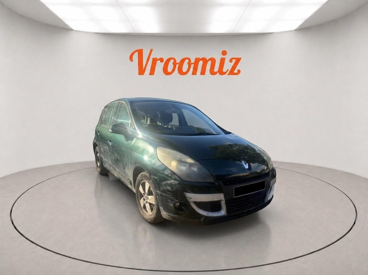 RENAULT Scenic
