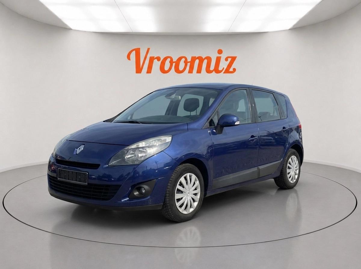 RENAULT Scenic
