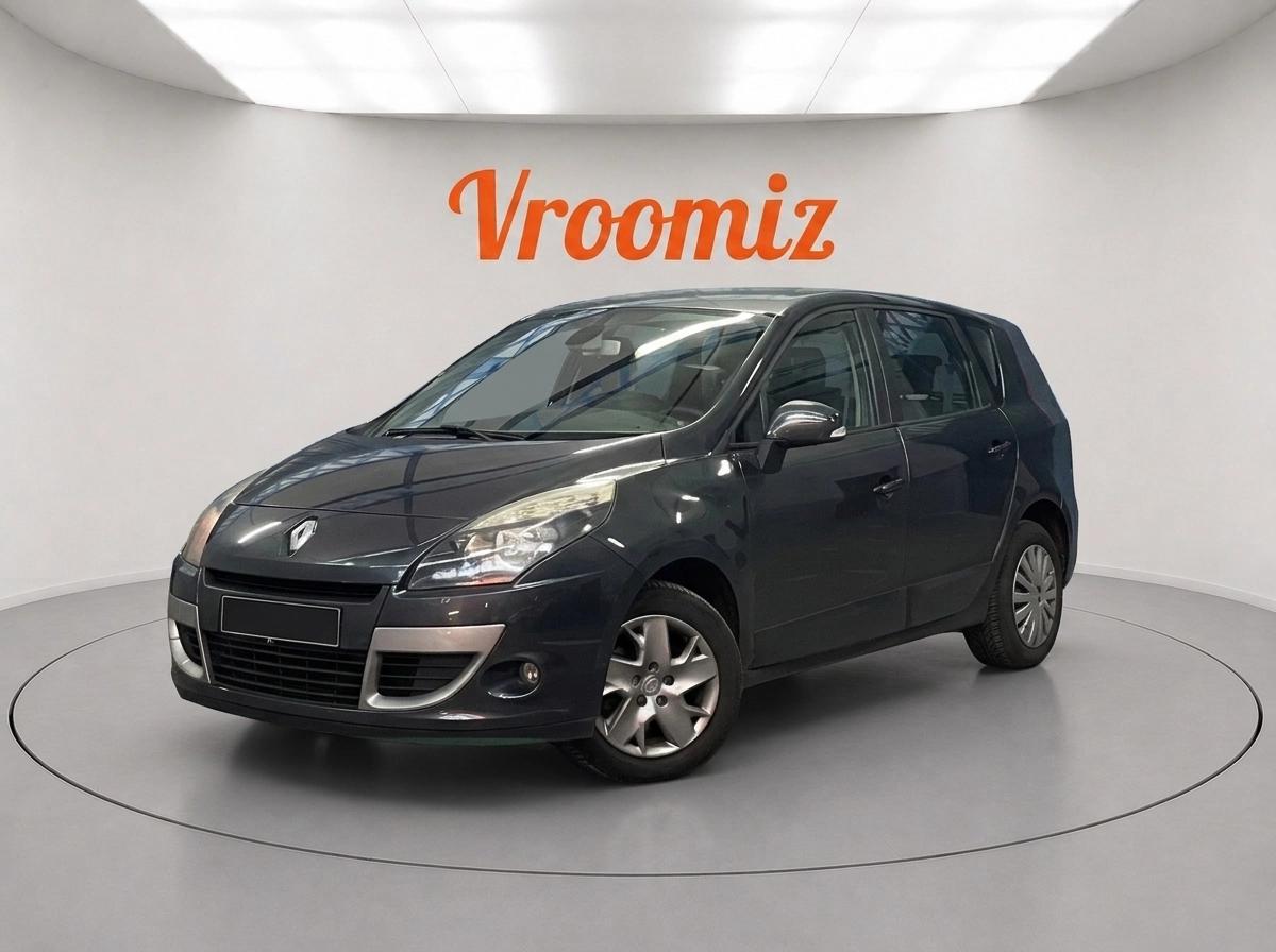 RENAULT Scenic