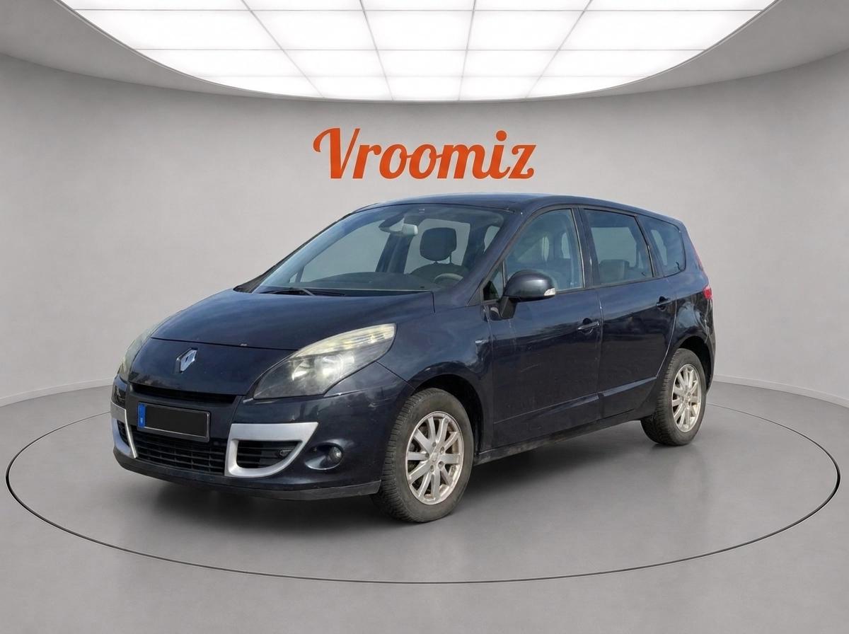 RENAULT Scenic