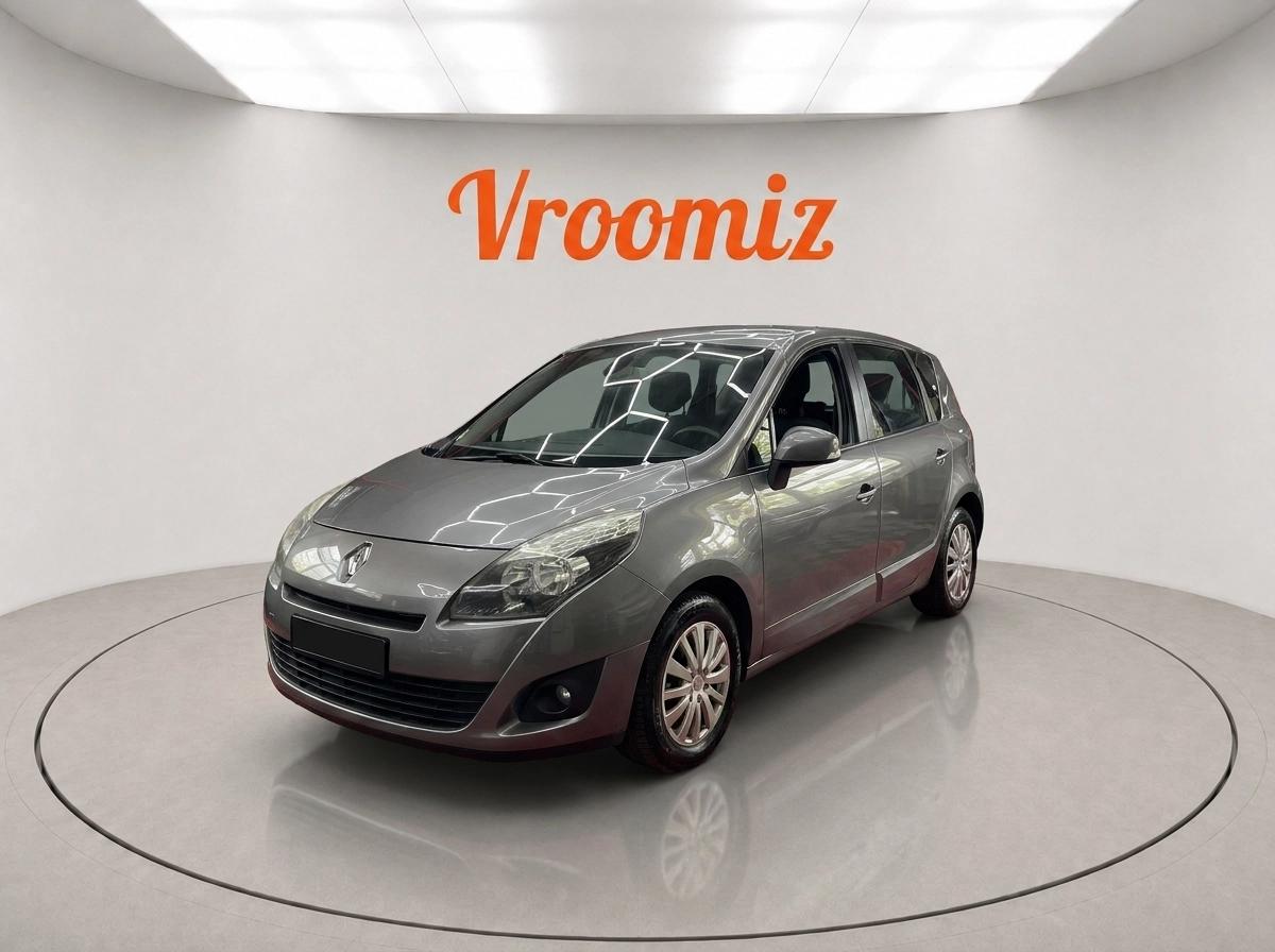 RENAULT Scenic
