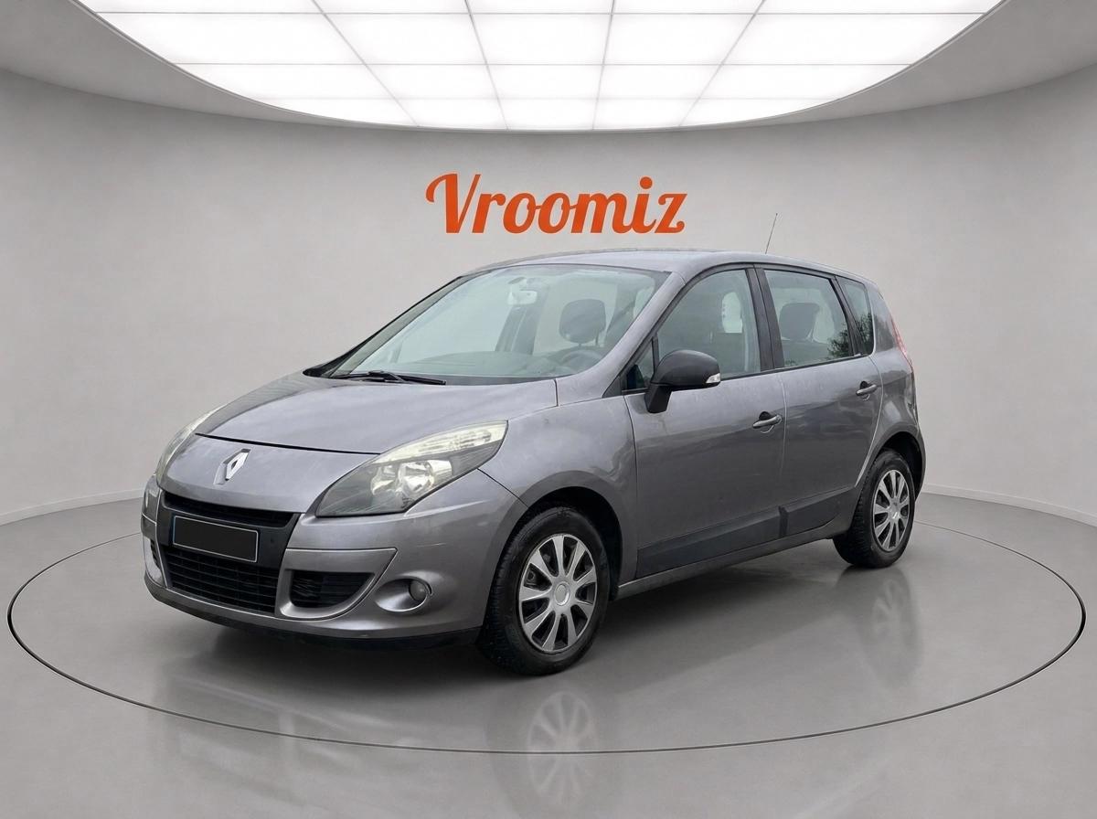 RENAULT Scenic