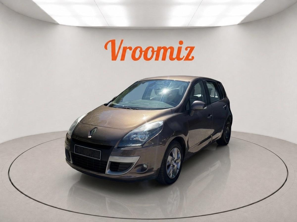 RENAULT Scenic
