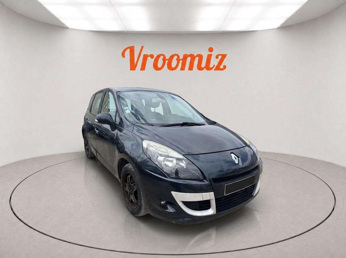 RENAULT Scenic