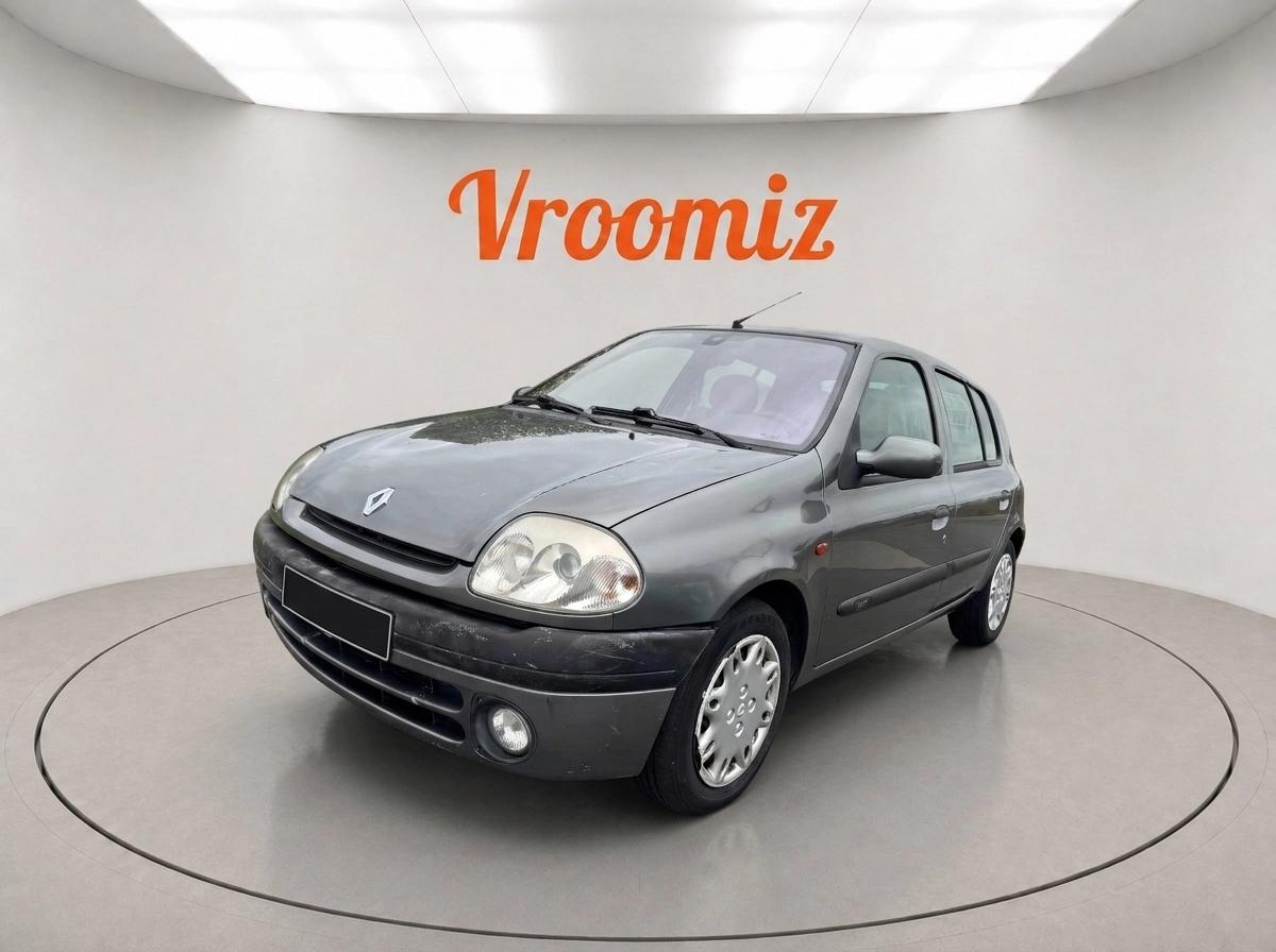 RENAULT Clio