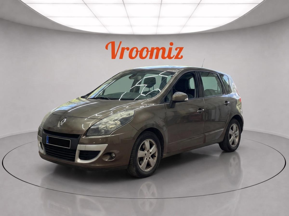 RENAULT Scenic