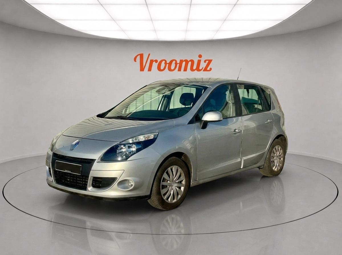 RENAULT Scenic