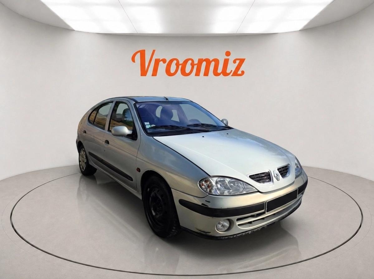 RENAULT Megane