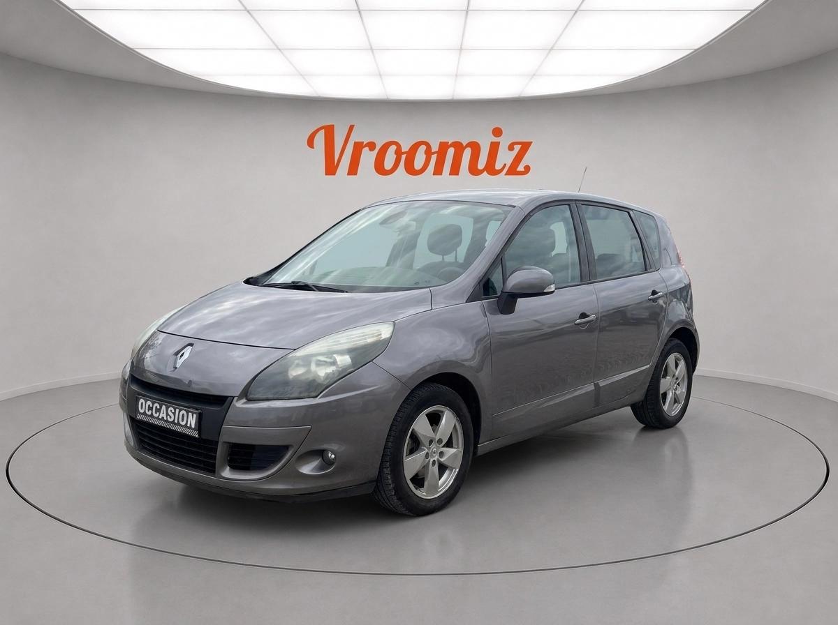 RENAULT Scenic