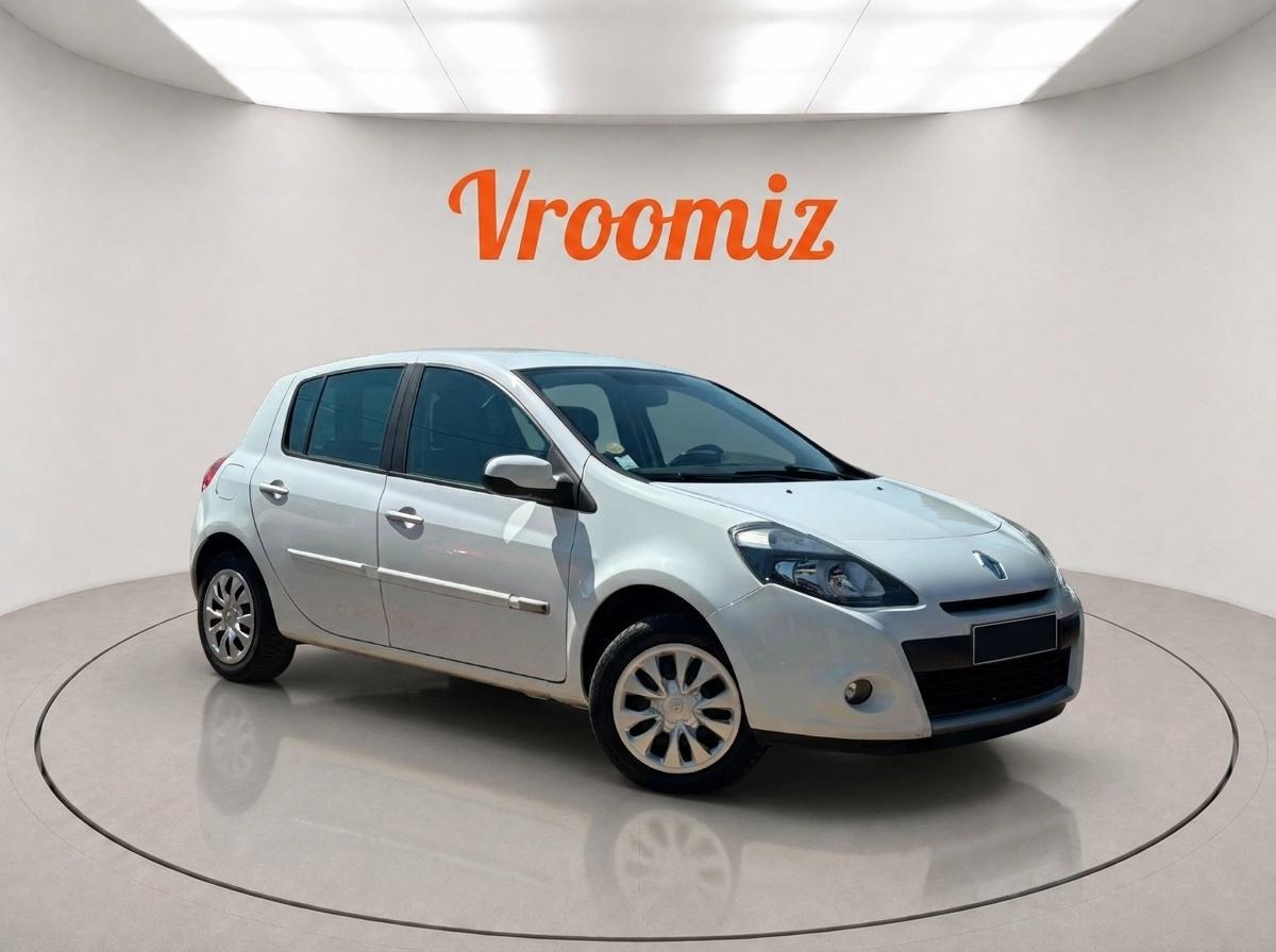 RENAULT Clio