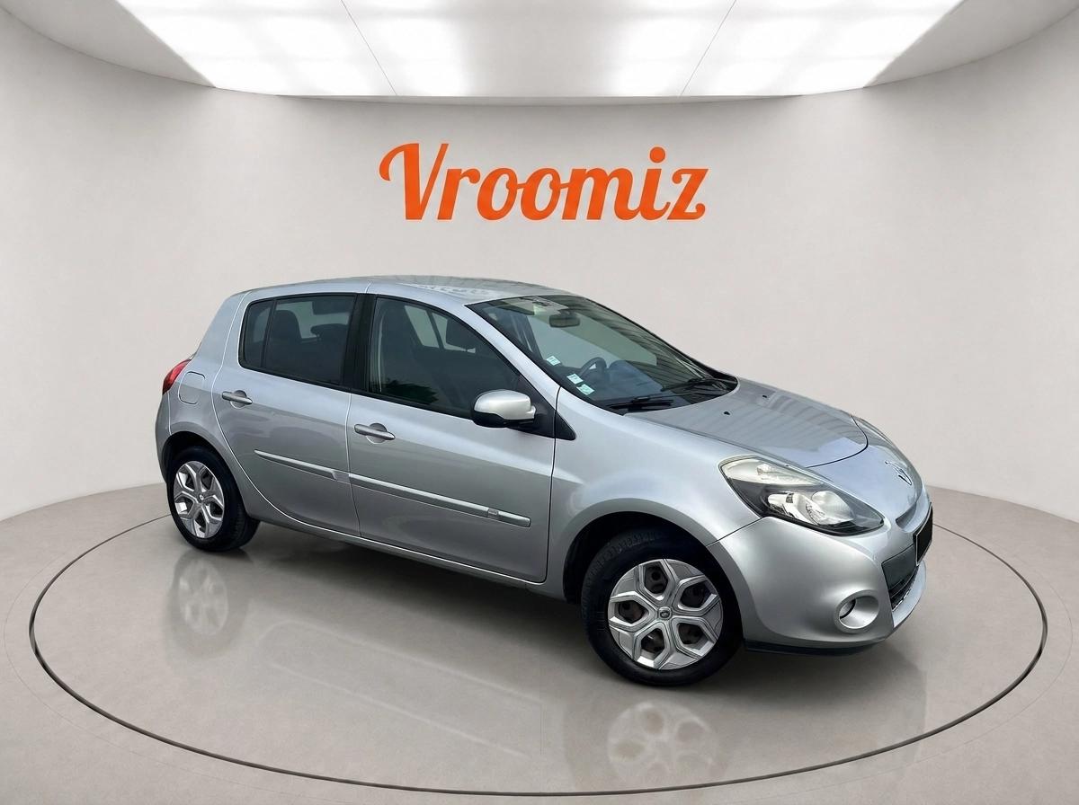 RENAULT Clio