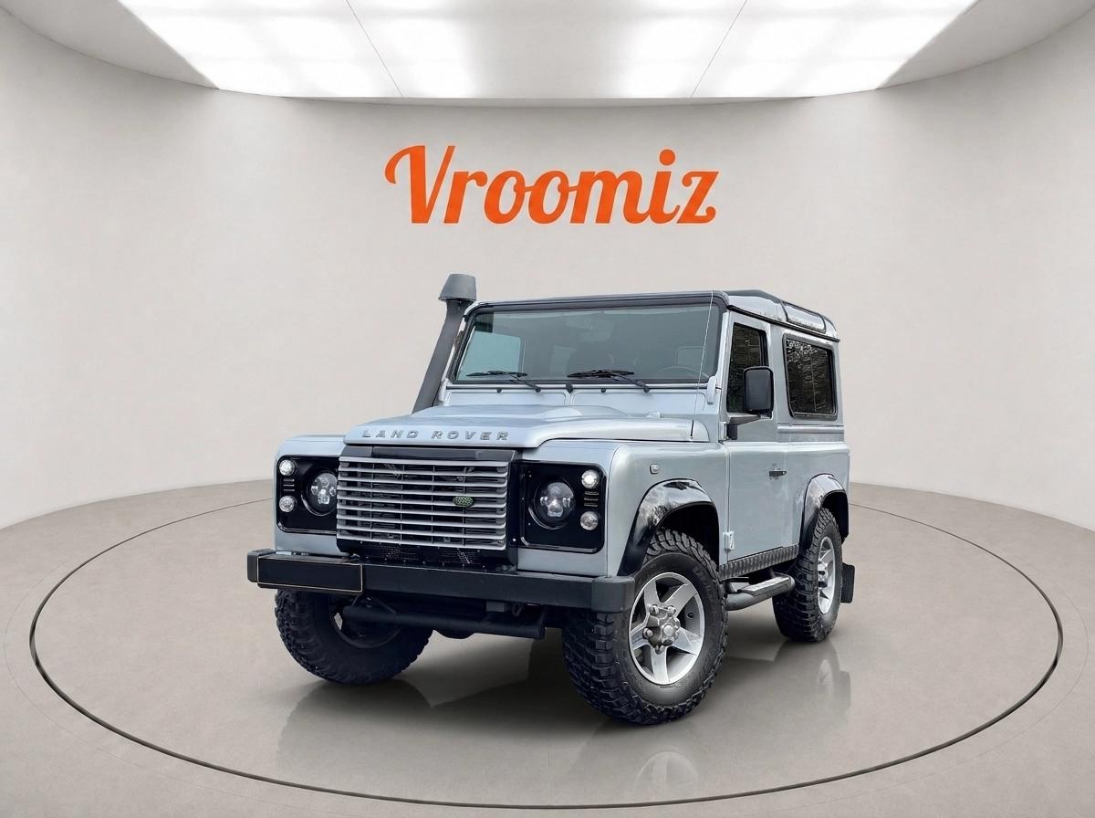 Land-Rover Defender