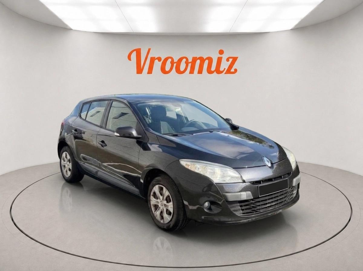 RENAULT Megane