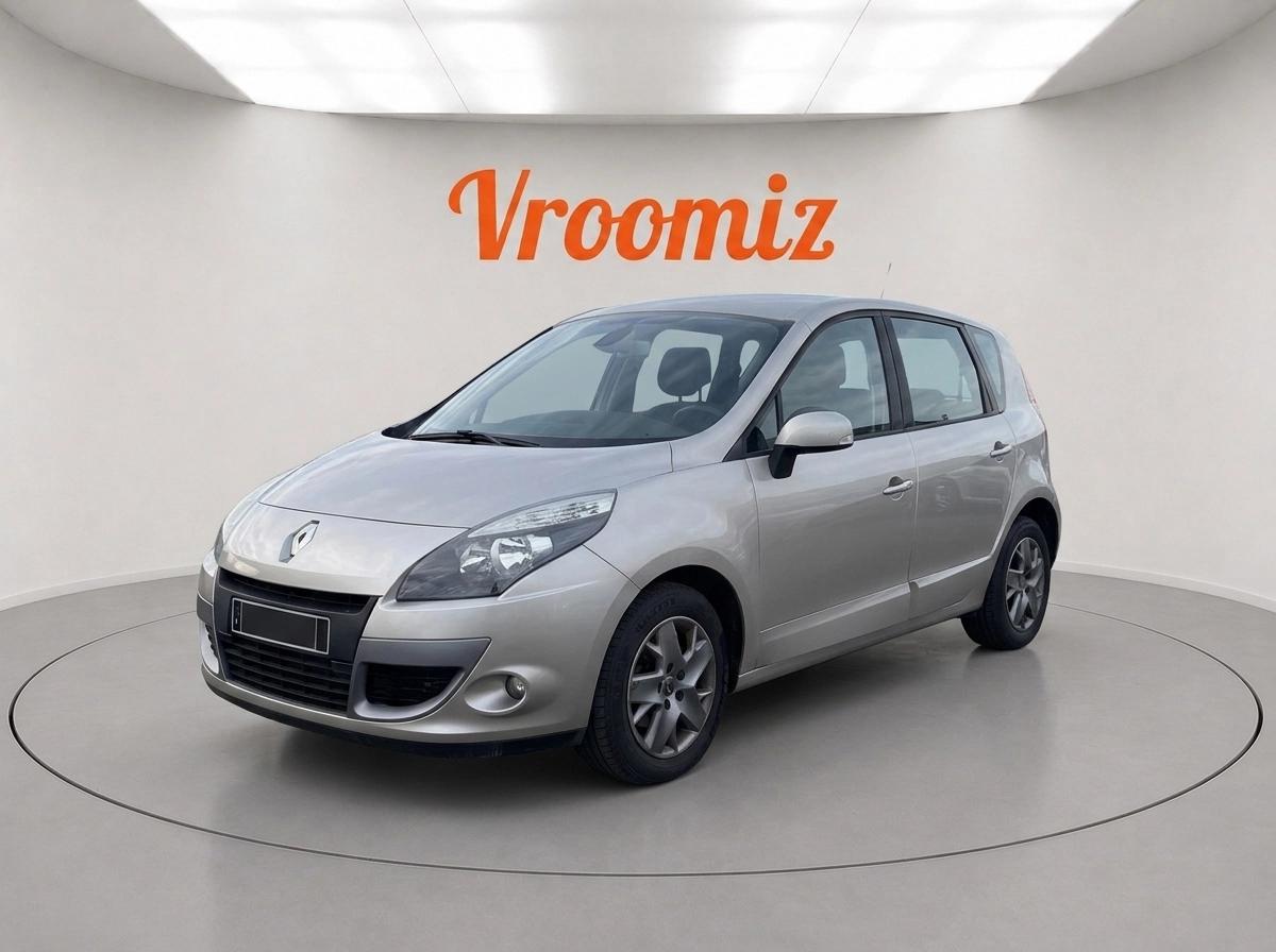 RENAULT Scenic