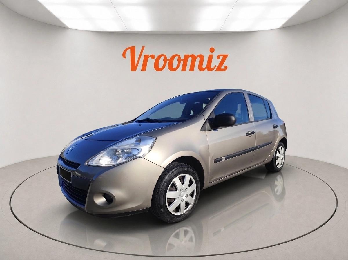 RENAULT Clio