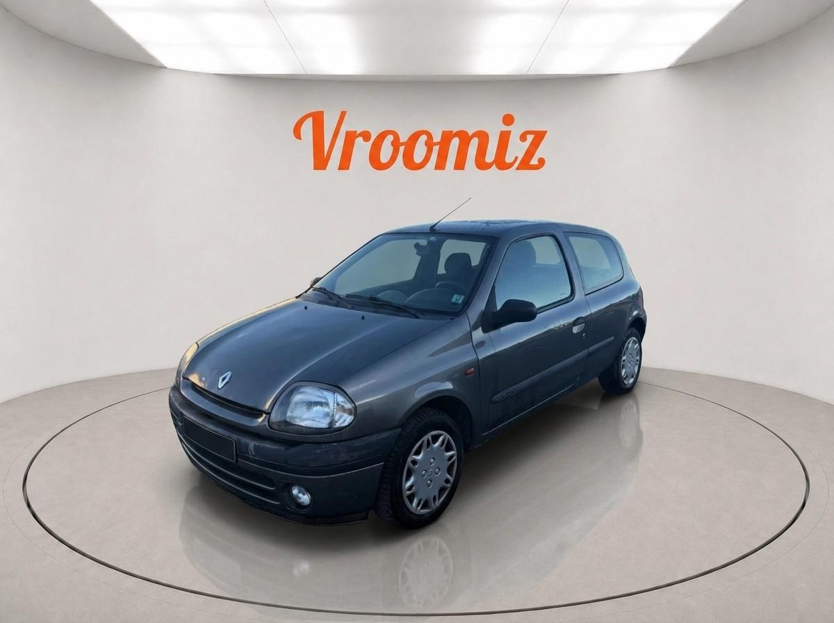 RENAULT Clio