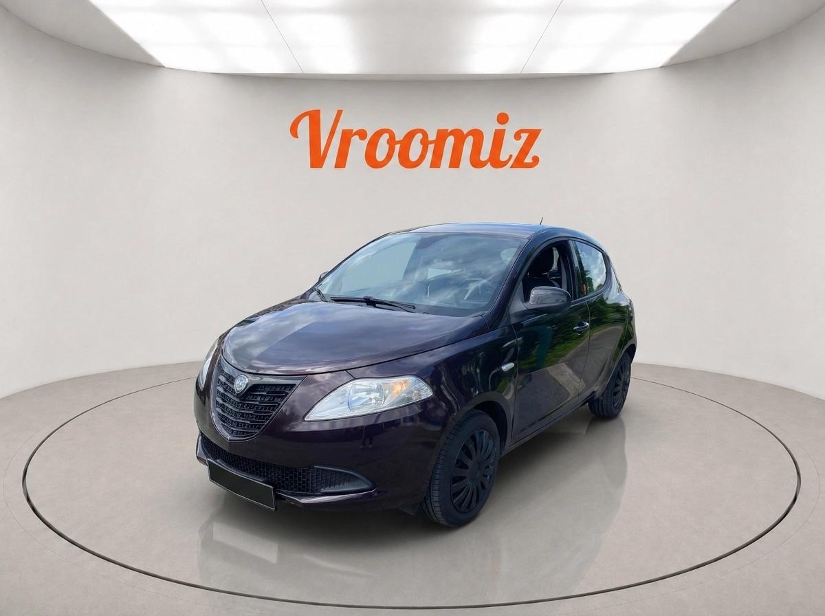 Lancia Ypsilon