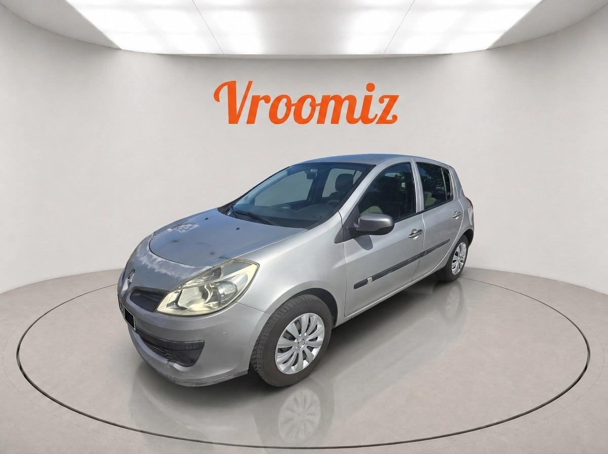 RENAULT Clio