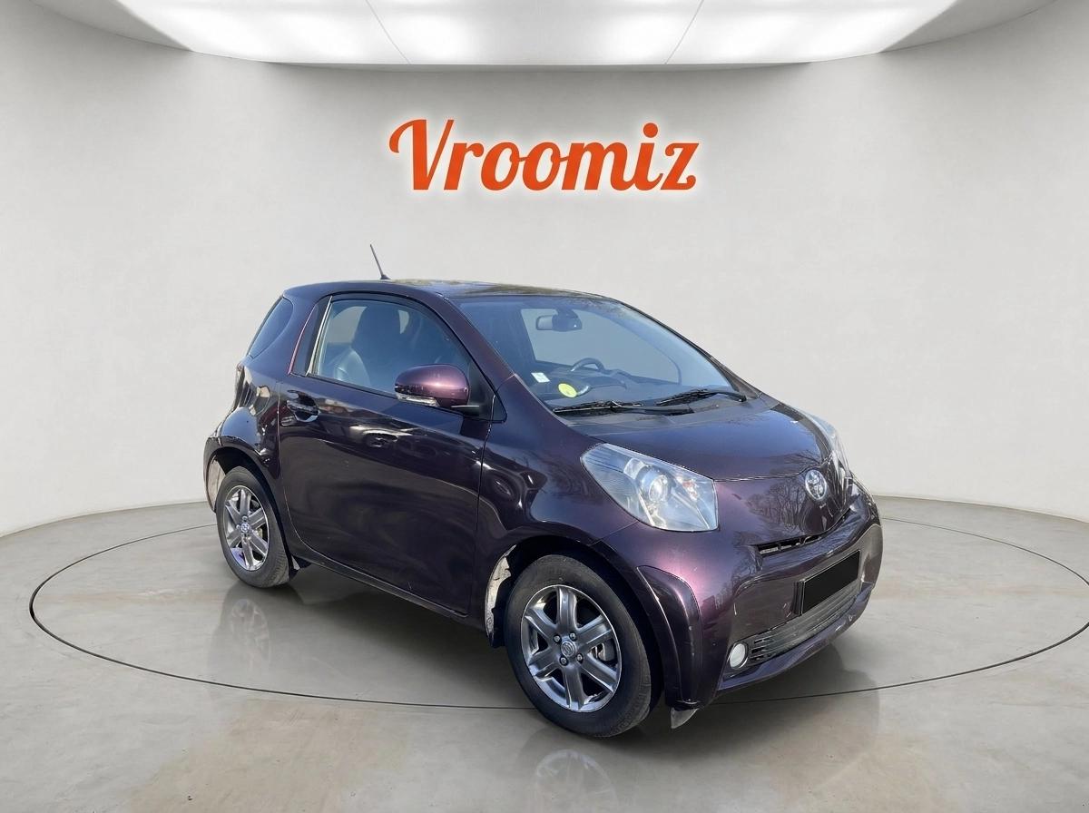 Toyota iQ