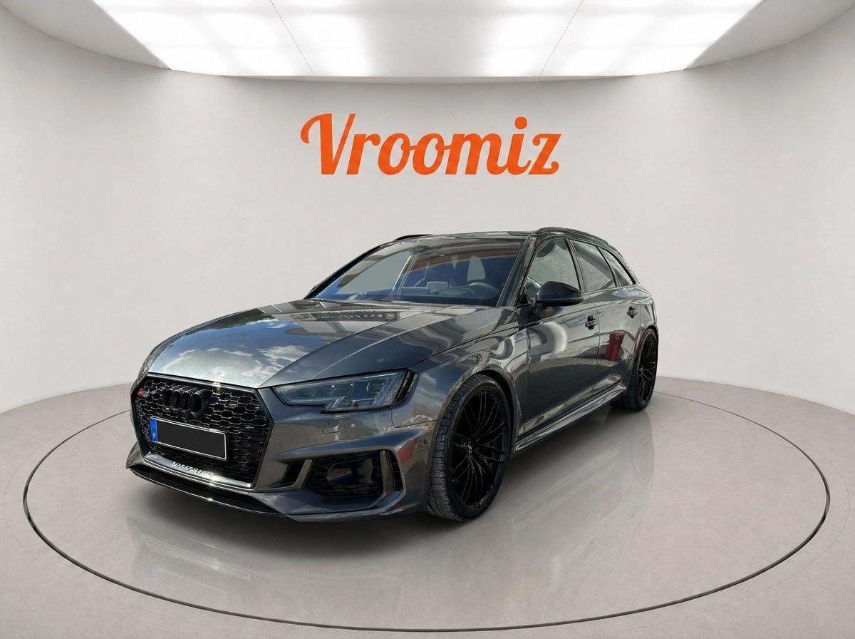 Audi RS4