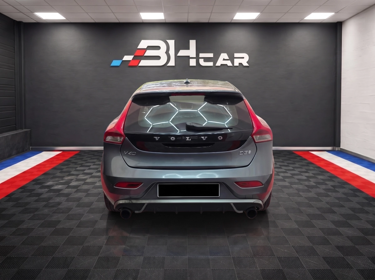 Volvo V40 - photo 5