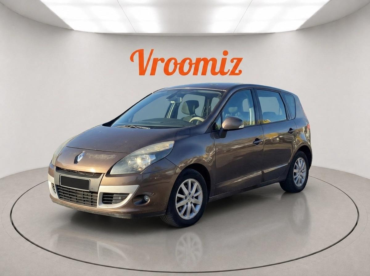 RENAULT Scenic