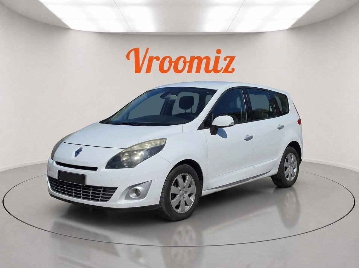 RENAULT Grand Scenic