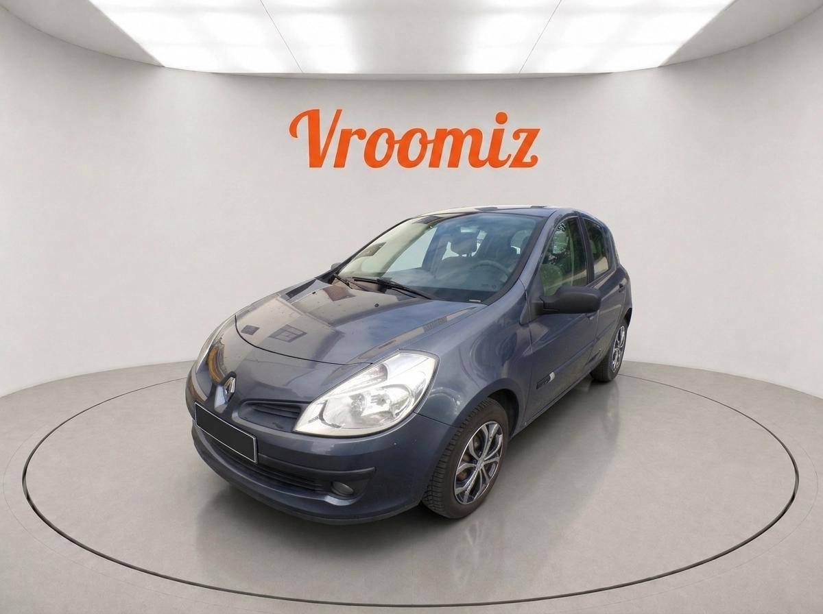 RENAULT Clio