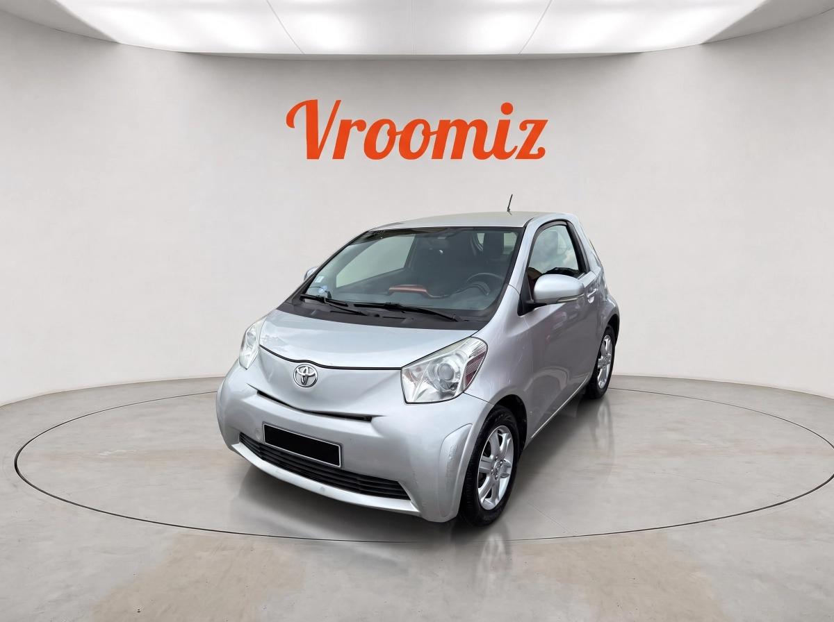 Toyota iQ
