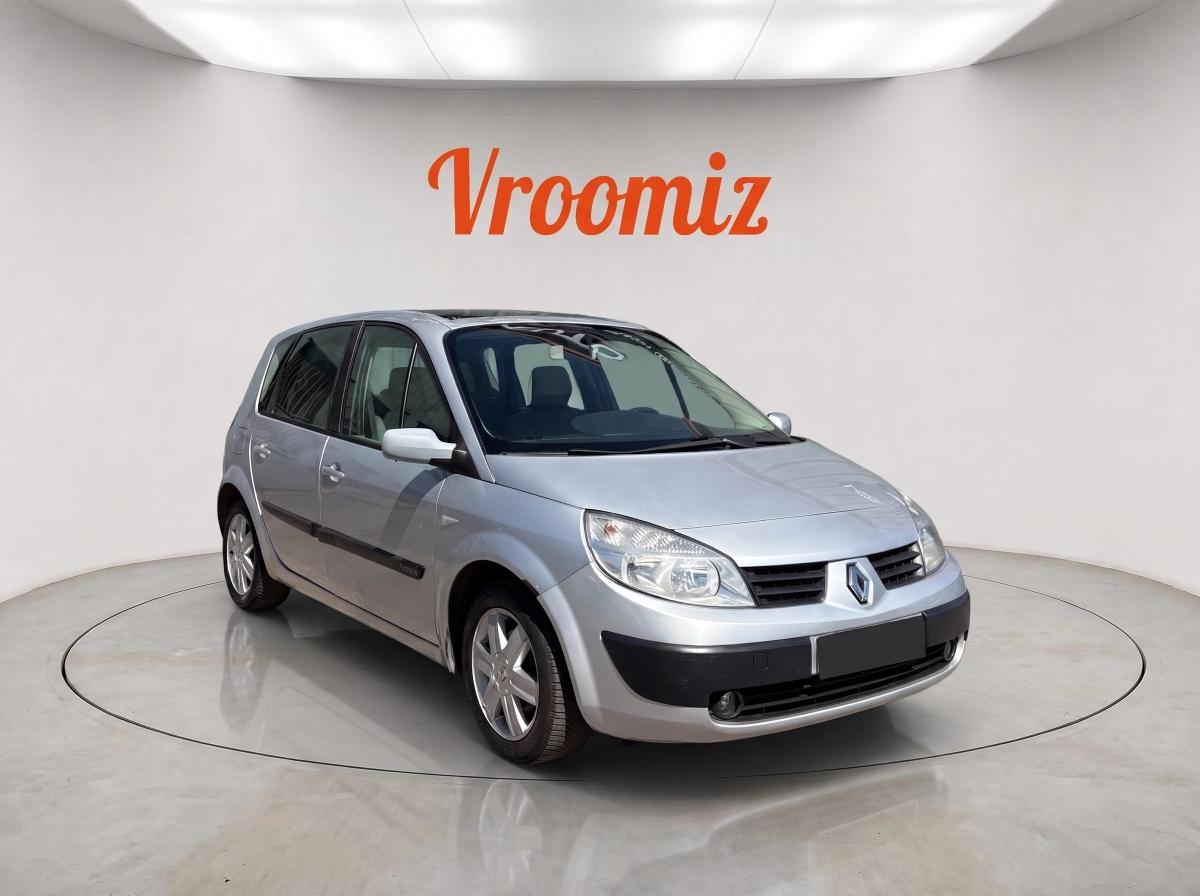 RENAULT Scenic