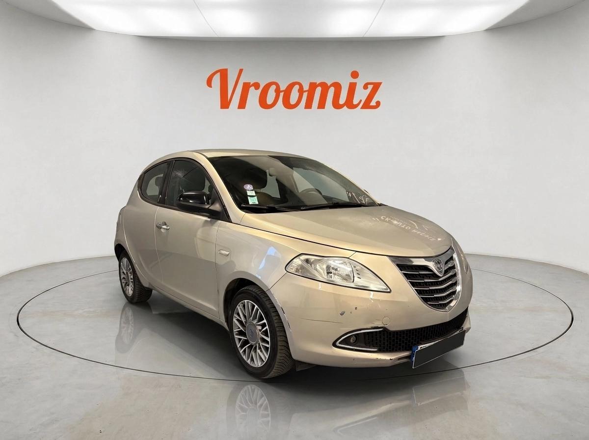 Lancia Ypsilon