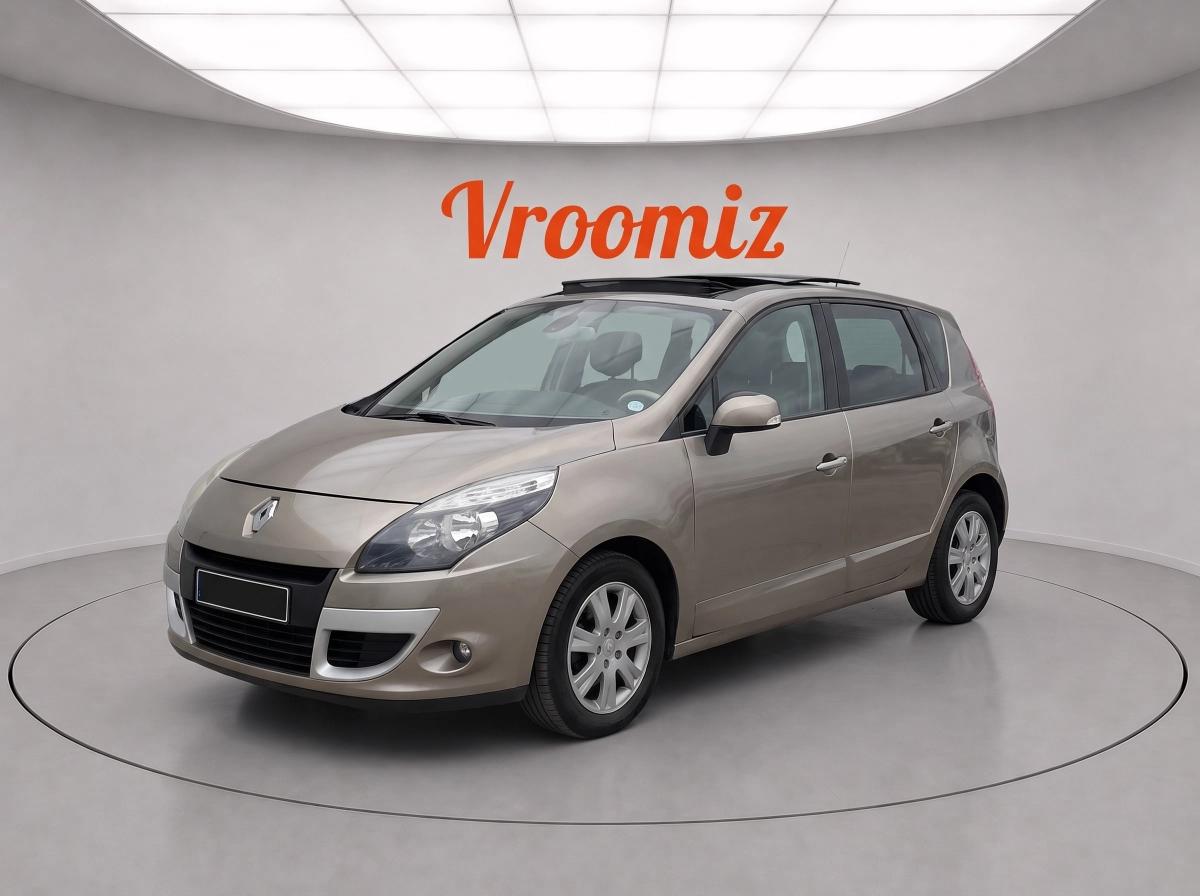 RENAULT Scenic