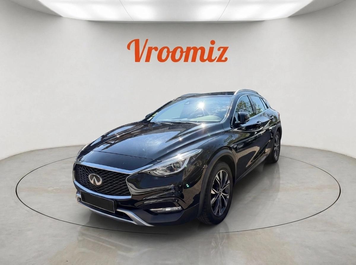 Infiniti QX30