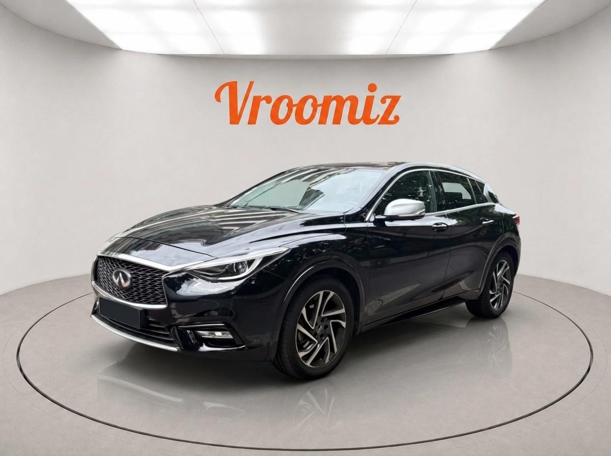 Infiniti Q30