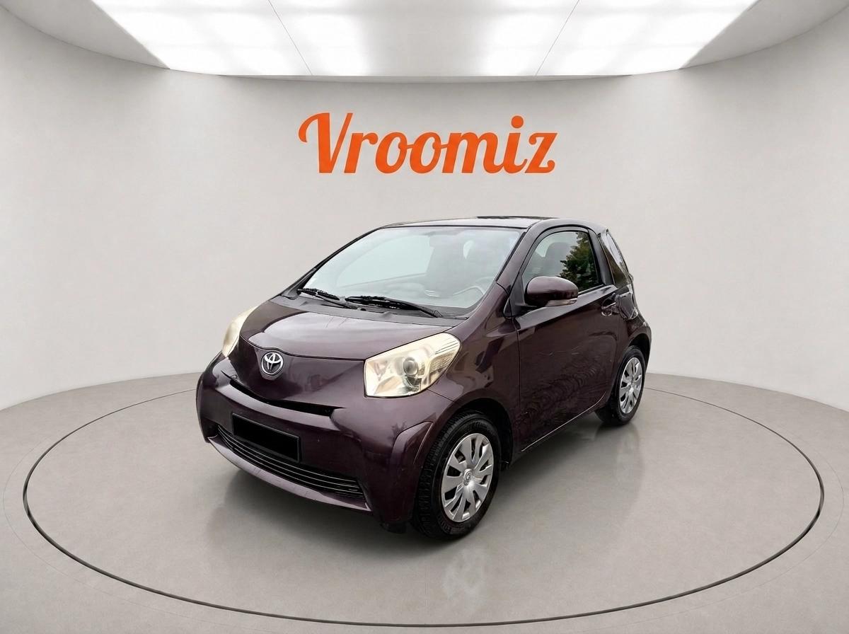 Toyota iQ