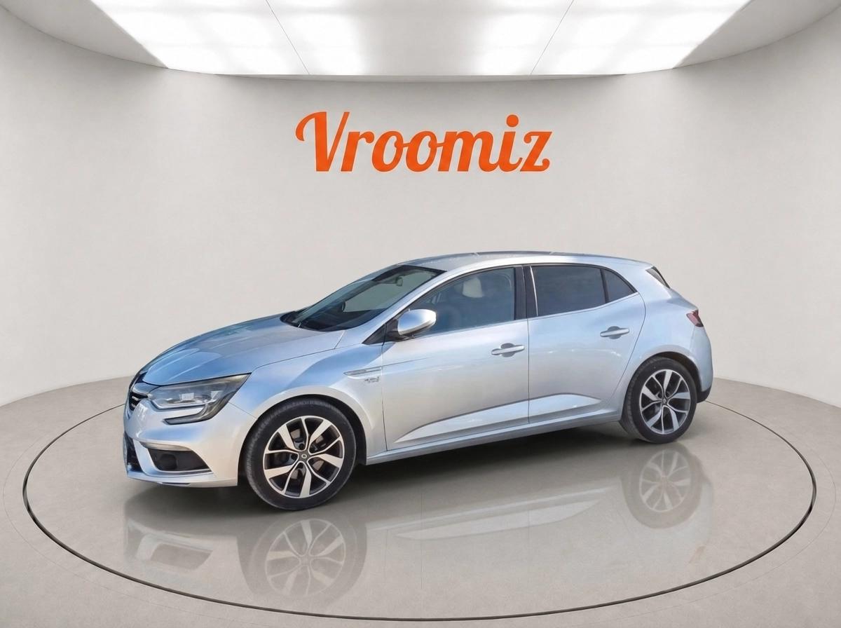 RENAULT Megane