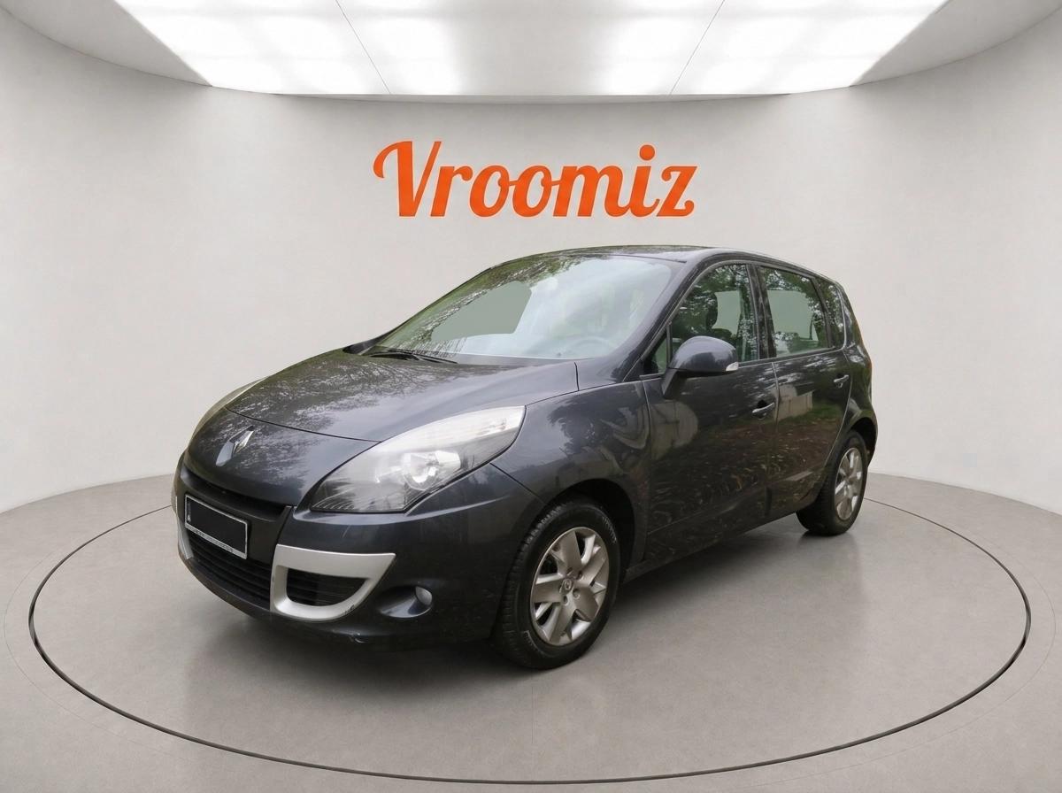 RENAULT Scenic